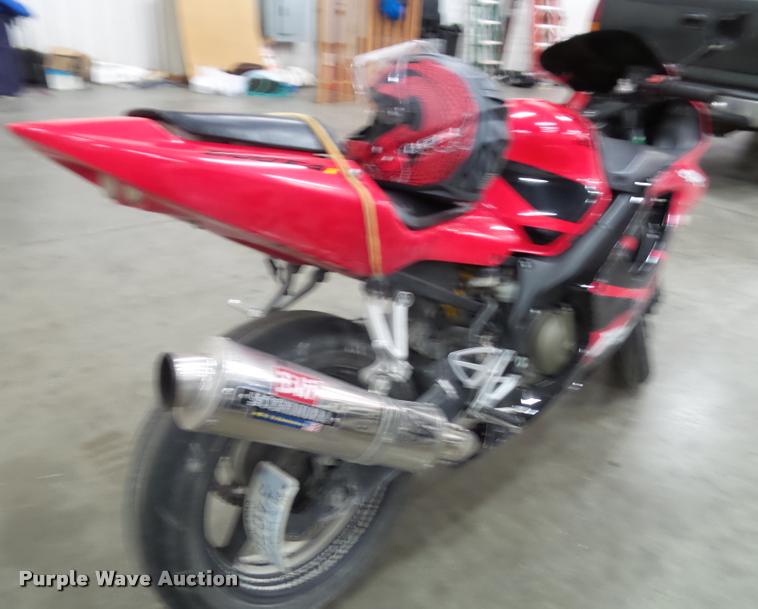 image for item BV9360 2002 Honda CBR600F4 motorcycle