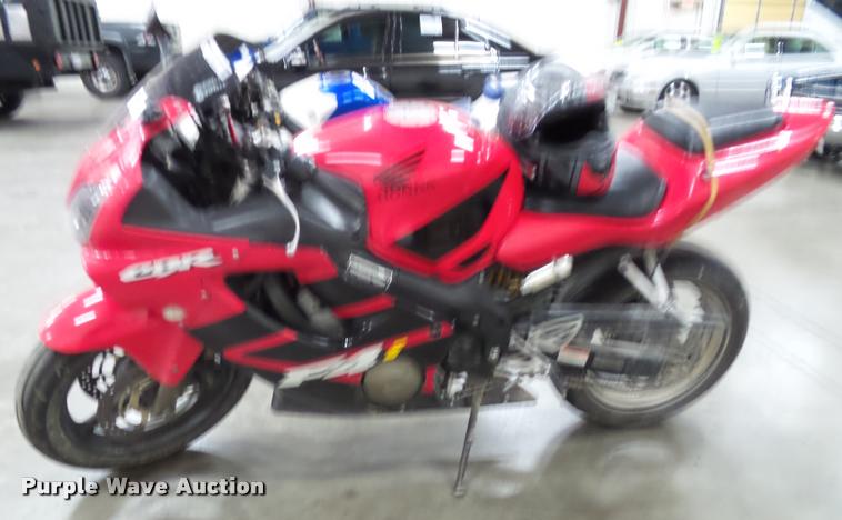 image for item BV9360 2002 Honda CBR600F4 motorcycle