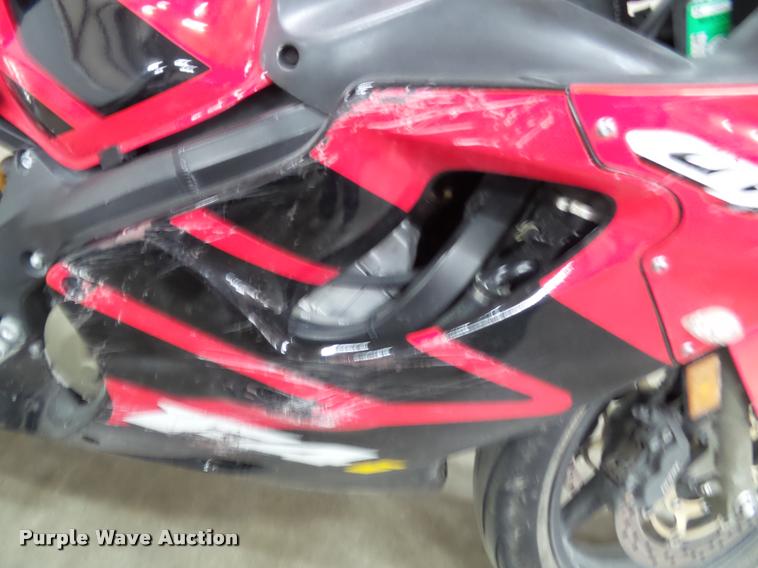 image for item BV9360 2002 Honda CBR600F4 motorcycle