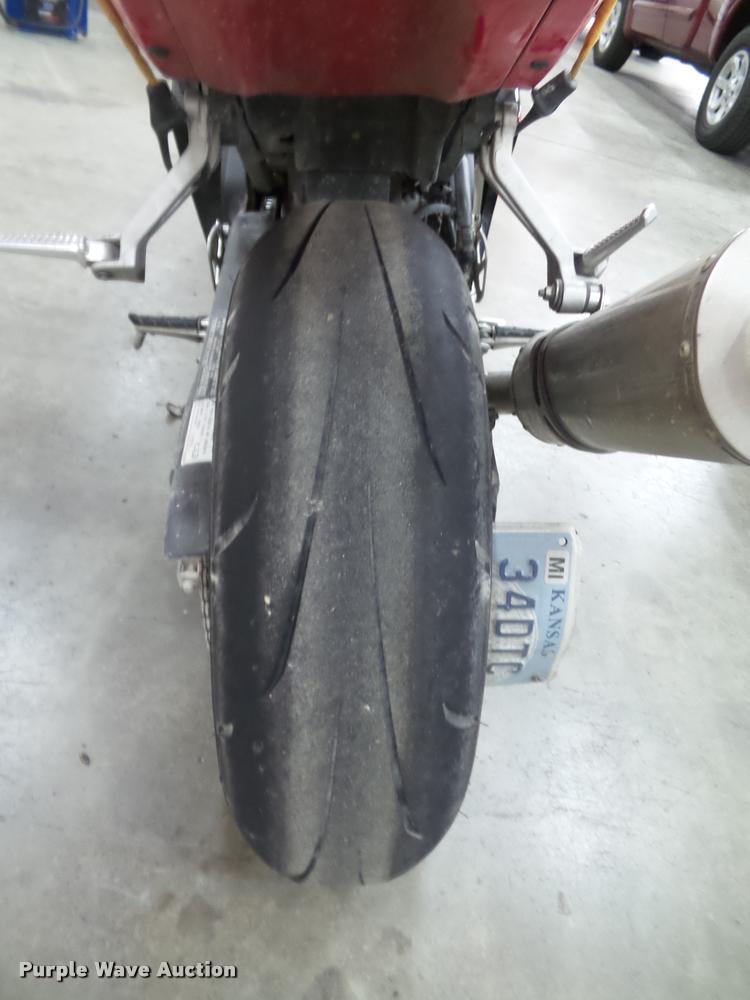 image for item BV9360 2002 Honda CBR600F4 motorcycle