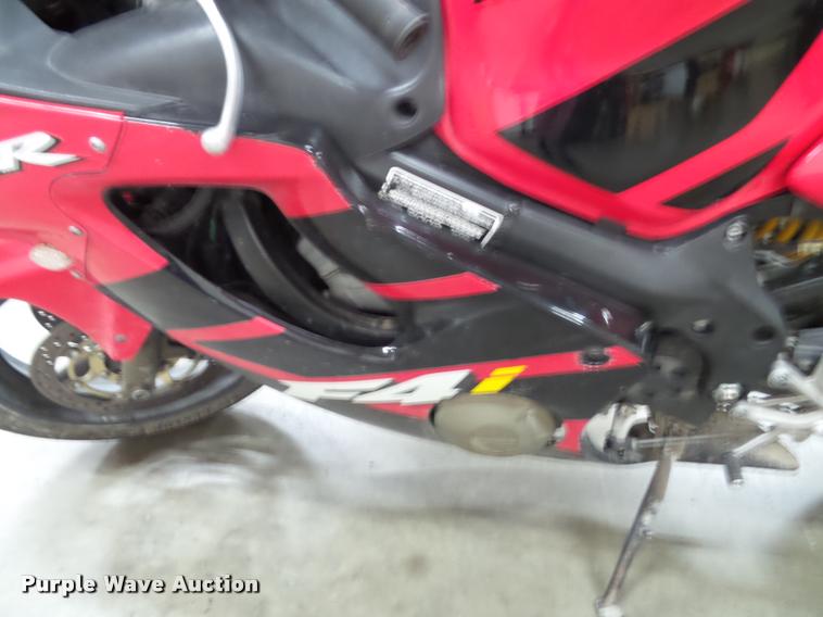 image for item BV9360 2002 Honda CBR600F4 motorcycle