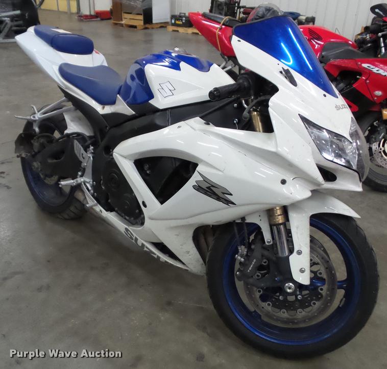 image for item BV9361 2008 Suzuki GSX-R600 motorcycle