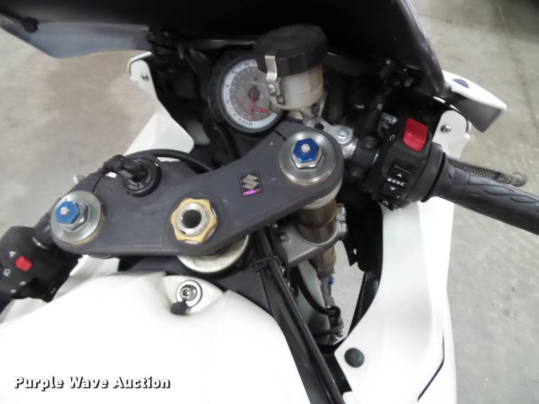 image for item BV9361 2008 Suzuki GSX-R600 motorcycle
