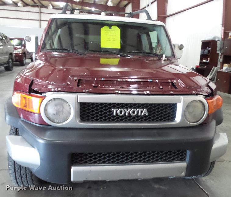 image for item J5747 2008 Toyota FJ Cruiser SUV