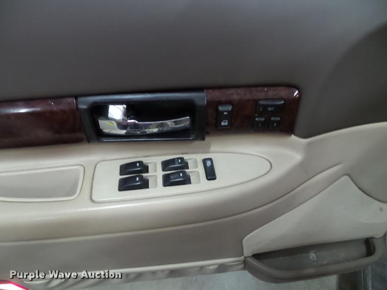 image for item K8176 2002 Lincoln LS