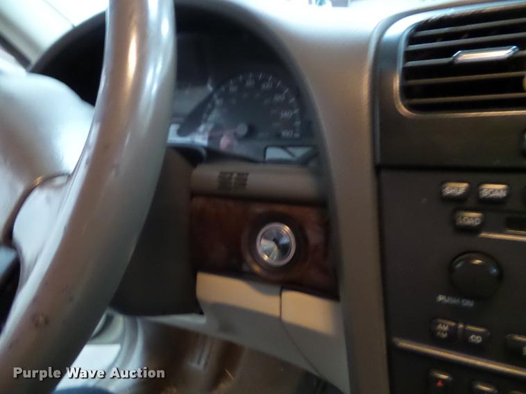 image for item K8176 2002 Lincoln LS