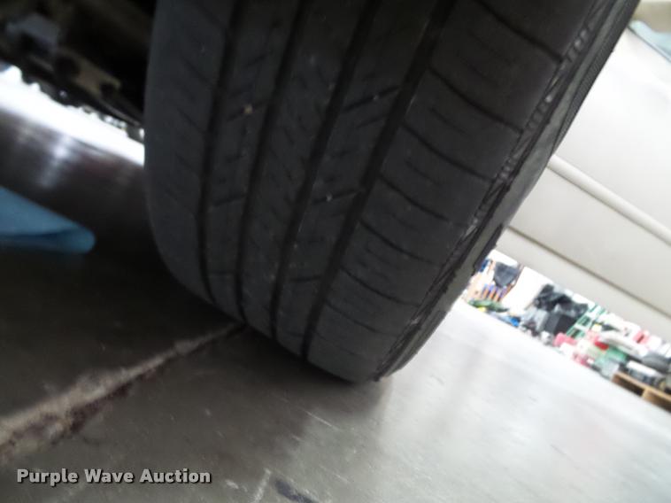 image for item K8176 2002 Lincoln LS