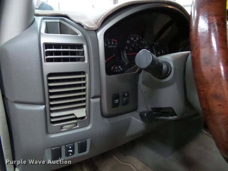 image for item K8178 2004 Nissan Titan SE King Cab pickup truck<br />Non-repairable title, parts only