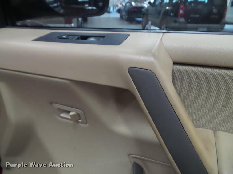 image for item K8178 2004 Nissan Titan SE King Cab pickup truck<br />Non-repairable title, parts only