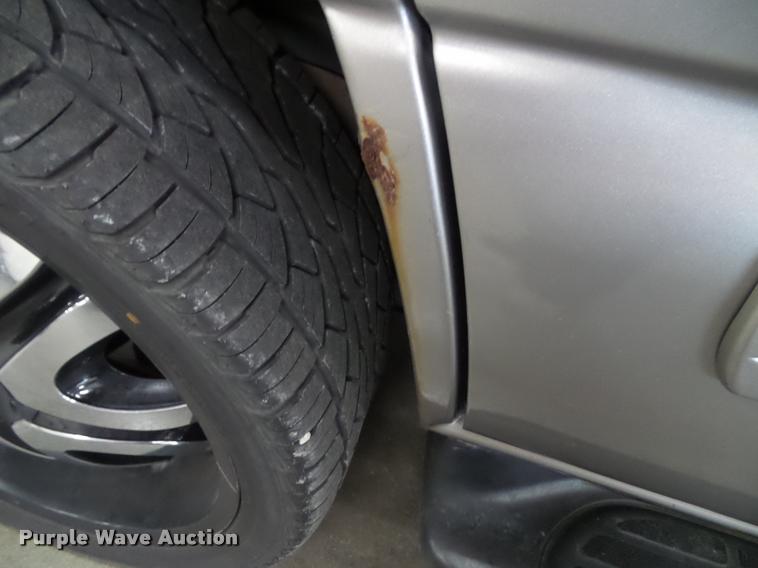 image for item K8179 2001 Chevrolet Tahoe LT SUV