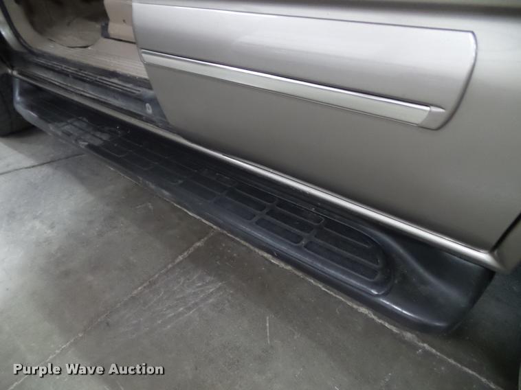 image for item K8179 2001 Chevrolet Tahoe LT SUV