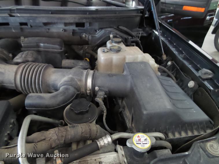 image for item K8180 2010 Ford F150 XLT SuperCrew pickup truck