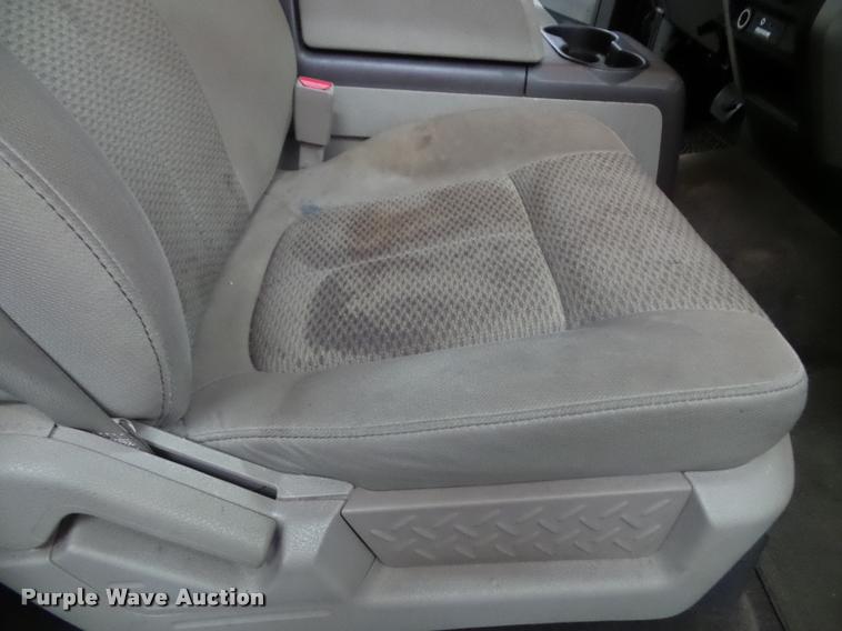 image for item K8180 2010 Ford F150 XLT SuperCrew pickup truck