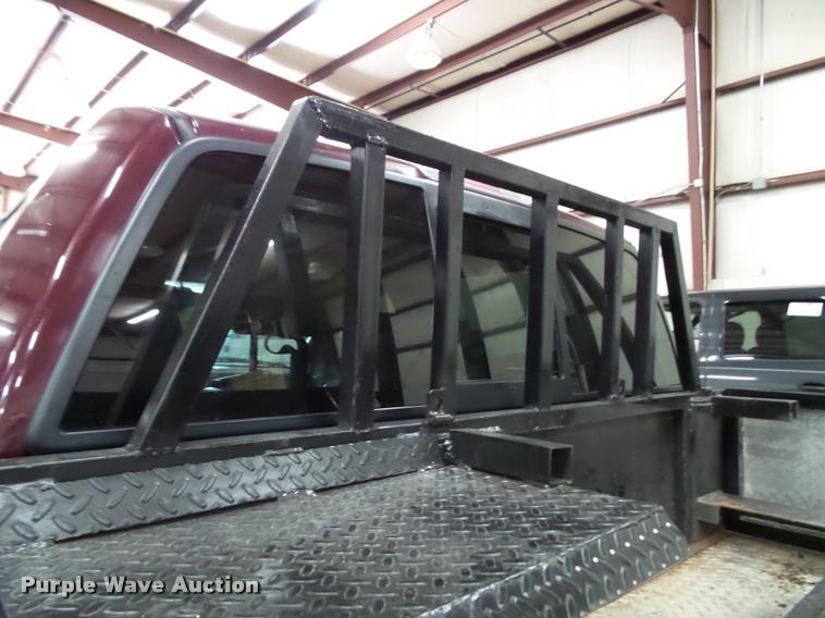 image for item K8183 2004 Ford F150 Lariat SuperCrew flatbed pickup truck