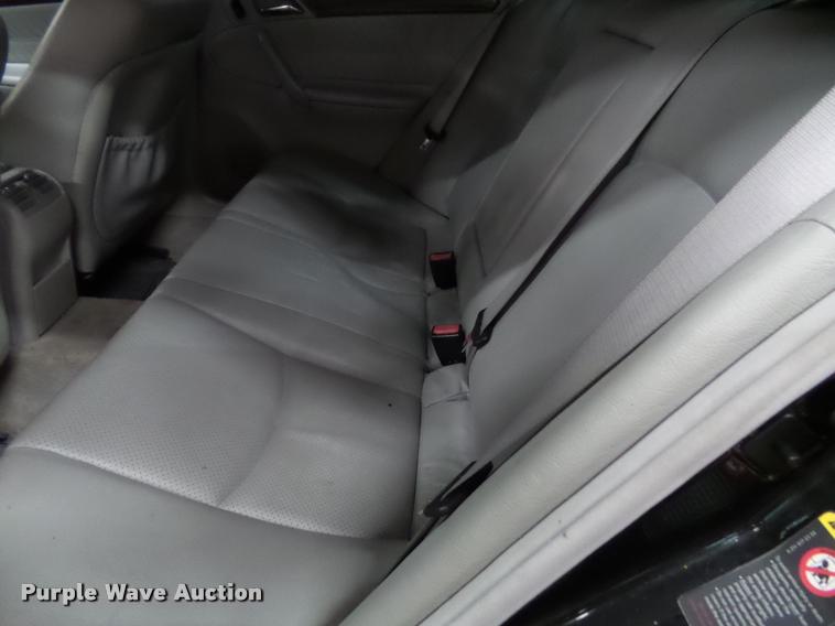 image for item K8184 2002 Mercedes Benz C320