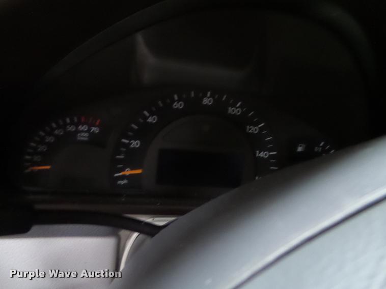 image for item K8184 2002 Mercedes Benz C320