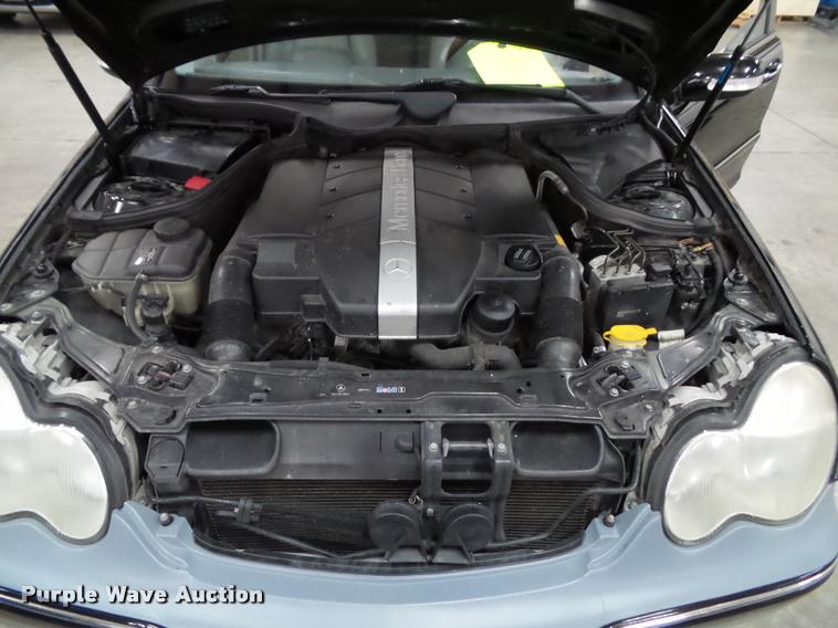 image for item K8184 2002 Mercedes Benz C320