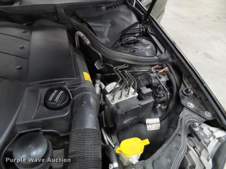 image for item K8184 2002 Mercedes Benz C320