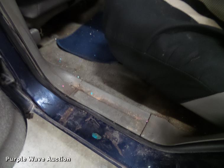 image for item K8187 2000 Chevrolet Blazer SUV