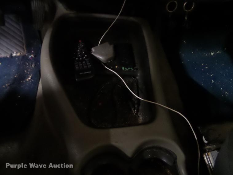 image for item K8187 2000 Chevrolet Blazer SUV