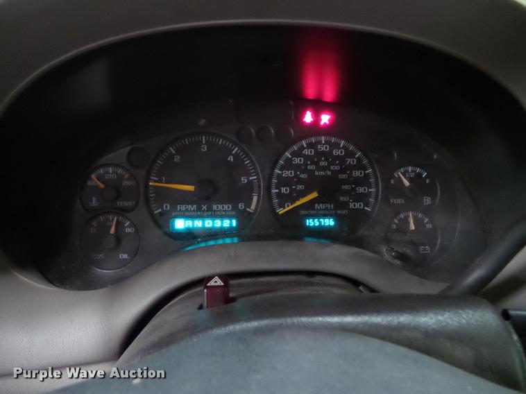 image for item K8187 2000 Chevrolet Blazer SUV