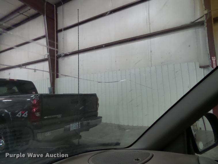 image for item K8187 2000 Chevrolet Blazer SUV