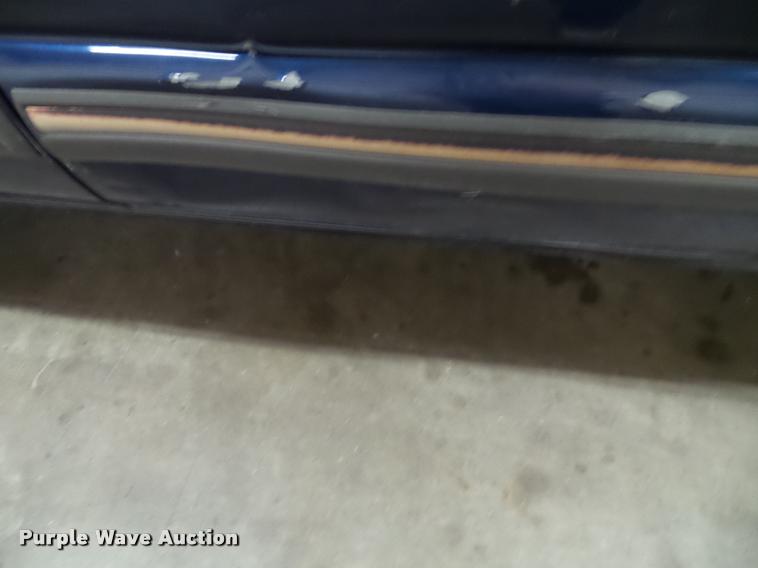 image for item K8187 2000 Chevrolet Blazer SUV