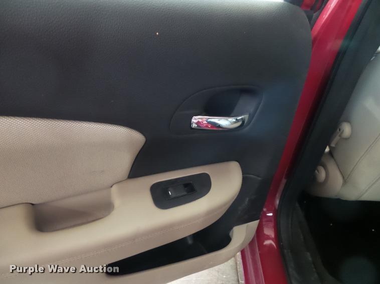 image for item K8190 2012 Dodge Avenger