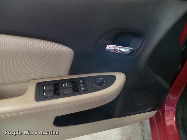 image for item K8190 2012 Dodge Avenger