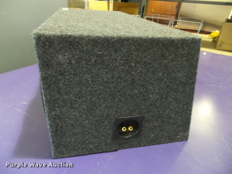 image for item BV9346 Power Bass speakers with box