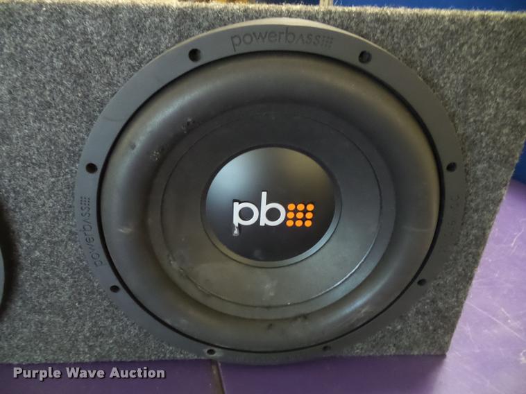 image for item BV9346 Power Bass speakers with box