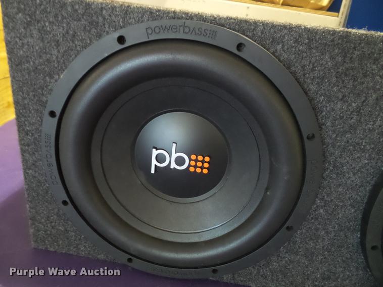 image for item BV9346 Power Bass speakers with box