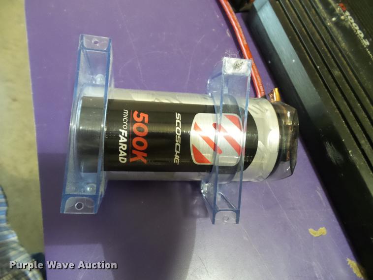 image for item BV9348 Amplifiers and capacitor