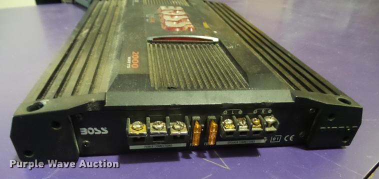 image for item BV9348 Amplifiers and capacitor