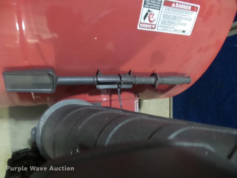 image for item BV9354 Troy-Bilt 2620 Storm snow blower