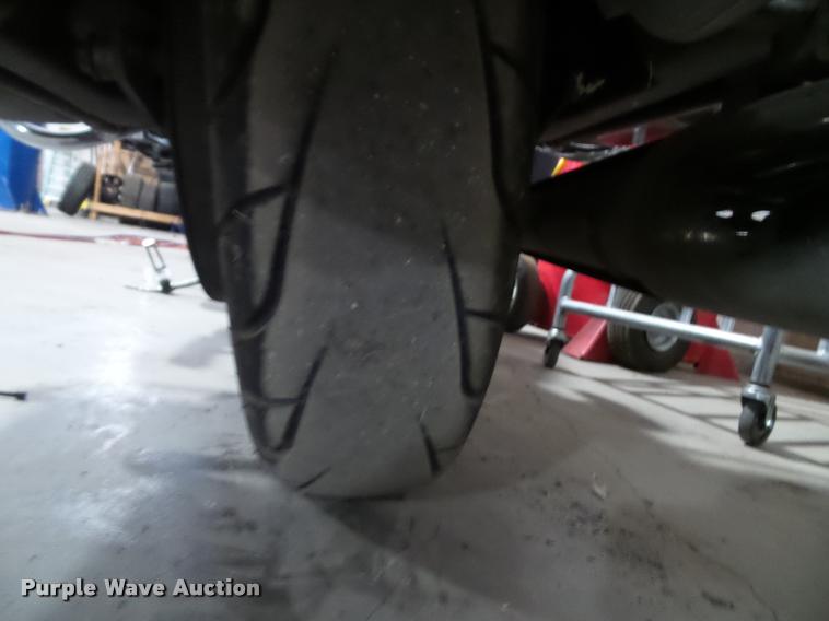 image for item BV9358 2003 Harley Davidson Road King motorcycle