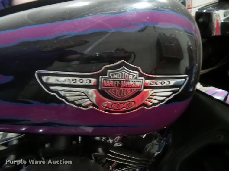 image for item BV9358 2003 Harley Davidson Road King motorcycle