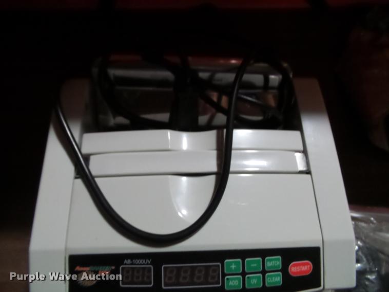 image for item BV9359 Hilton digital bill counter