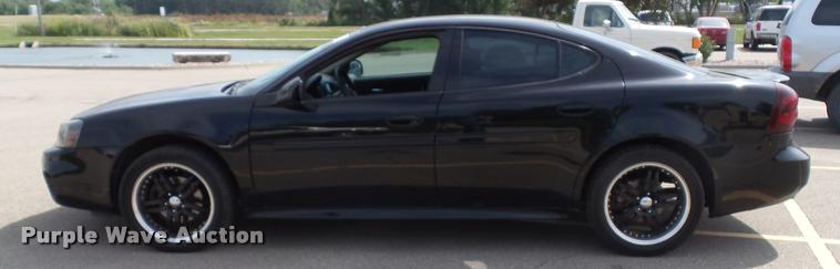 image for item J4760 2004 Pontiac Grand Prix GT