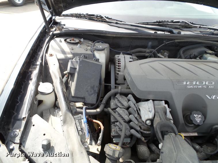 image for item J4760 2004 Pontiac Grand Prix GT