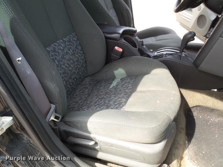 image for item J4760 2004 Pontiac Grand Prix GT