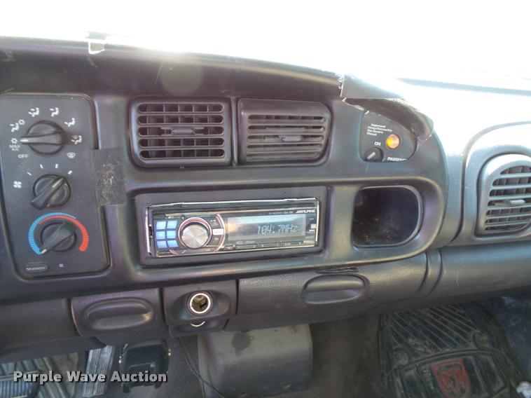 image for item J4766 1999 Dodge Ram 1500 Laramie SLT Quad Cab pickup truck