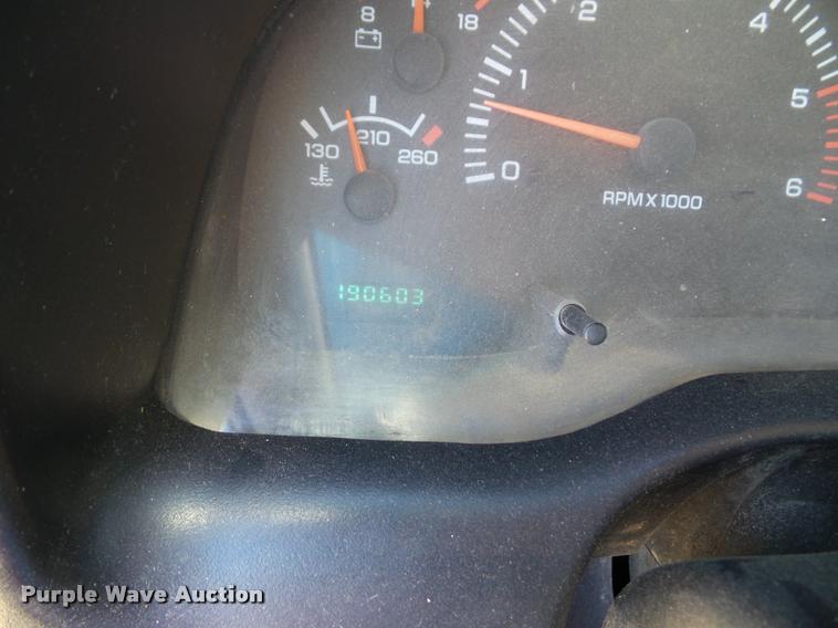 image for item J4766 1999 Dodge Ram 1500 Laramie SLT Quad Cab pickup truck