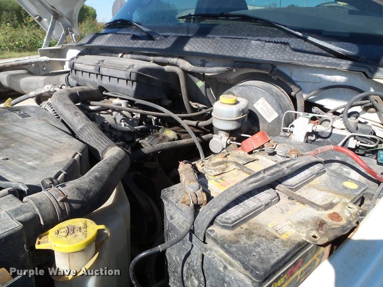 image for item J4766 1999 Dodge Ram 1500 Laramie SLT Quad Cab pickup truck