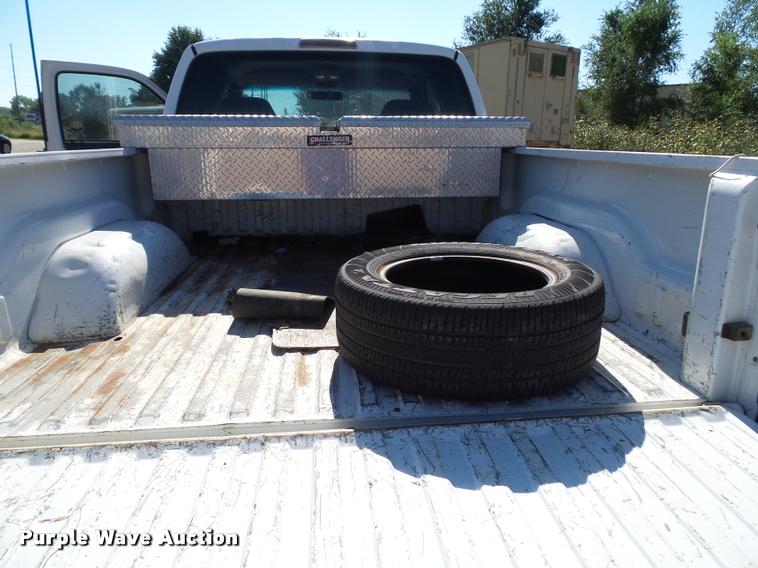 image for item J4766 1999 Dodge Ram 1500 Laramie SLT Quad Cab pickup truck