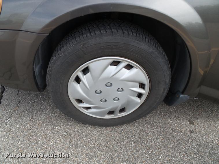 image for item J4773 2001 Dodge Stratus SE