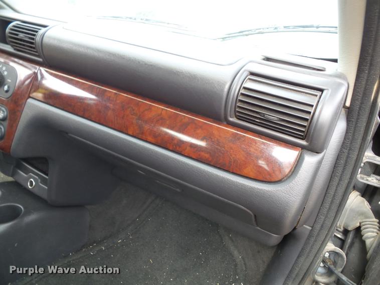 image for item J4773 2001 Dodge Stratus SE