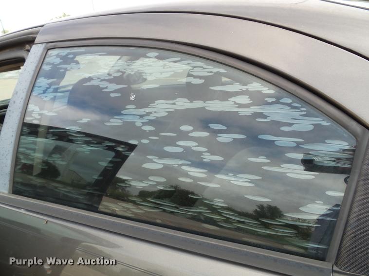 image for item J4773 2001 Dodge Stratus SE