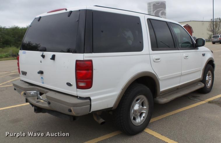 image for item J4788 2001 Ford Expedition Eddie Bauer SUV