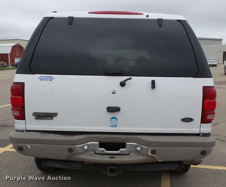 image for item J4788 2001 Ford Expedition Eddie Bauer SUV
